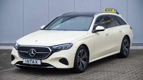 Mercedes, Mercedes E-Klasse T-Modell jetzt auch als Taxi mit Panorama-Schiebedach