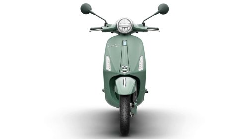 Vespa se llena de nostalgia con las Primavera y GTS 80 Aniversario