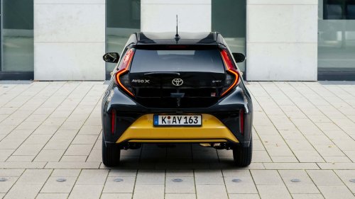 Toyota, Es el Toyota híbrido más barato y tiene un jugoso descuento