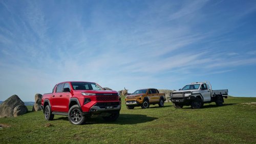 Toyota, Toyota Hilux, 2026 Toyota Hilux Base Model Still Has a Manual Gearbox