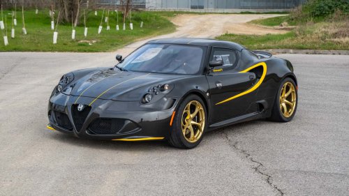 769 kg y 335 CV: la prueba del Alfa Romeo 4C más especial de la historia