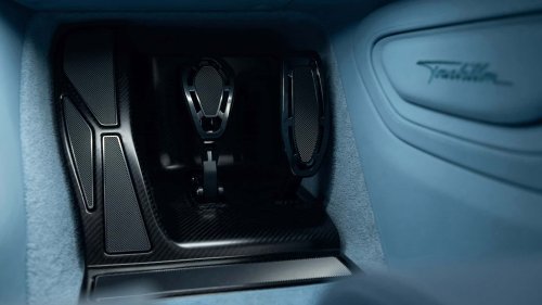 La Bugatti Tourbillon sublime l'instrumentation analogique