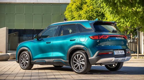 BYD pone en liza el Atto 2 DM-i, el híbrido enchufable para la ciudad