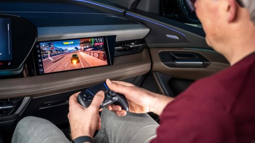 Audi, Enfin : Audi réintroduit de véritables boutons sur le volant