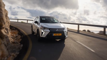 Grandis y Outlander: los SUV electrificados de Mitsubishi para la RFEC