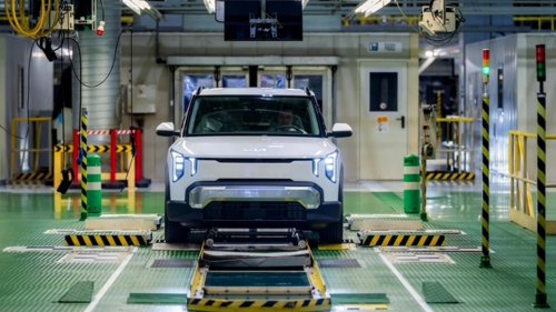 La voiture électrique abordable de Kia entre en production