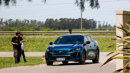 Apuntes del lanzamiento del Peugeot 408