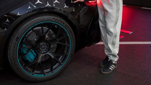 Avoir 19 ans et une Mercedes-AMG GT GT 63 spéciale... de fonction