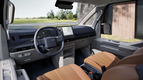Kia PV5 2025: contacto estático con la furgoneta eléctrica