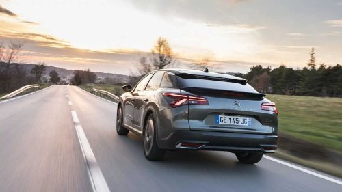 Dacia, Citroën, El Dacia Striker tiene rival: Citroën C5 X Hybrid, a precio de derribo