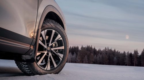 This Tire Changes Grip Depending On The Weather