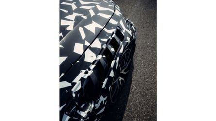 Mercedes en montre un peu plus sur sa prochaine voiture de performance extrême