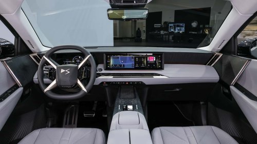 DS N°7: Das Interieur des neuen französischen Nobel-SUV im Detail