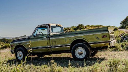 Truk Tua Berkarat Ini Sebenarnya adalah Silverado Baru