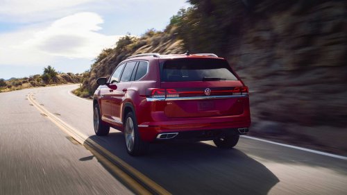 Volkswagen, 'A Known Issue:' Arizona Woman Buys 2025 Volkswagen Atlas. Then Her Screen Starts Doing This Weird Thing