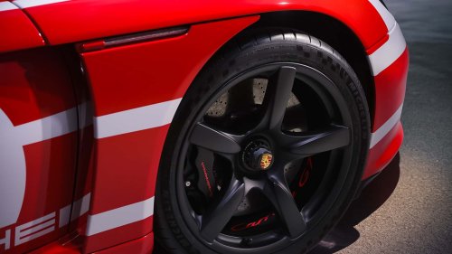 Porsche, Porsche Carrera GT, Alles auf Rot: Porsche Carrera GT bekommt Salzburg-Design