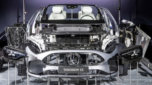 Mercedes Will Use Screws to Make Headlights Repairable