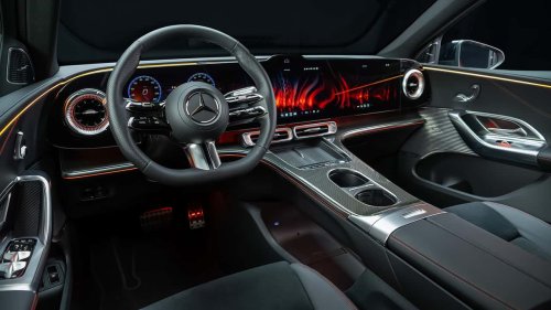 Die Elektro-C-Klasse von Mercedes verliert an Tarnung