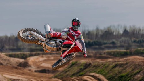 Ducati Desmo450 MX Factory: un nivel superior