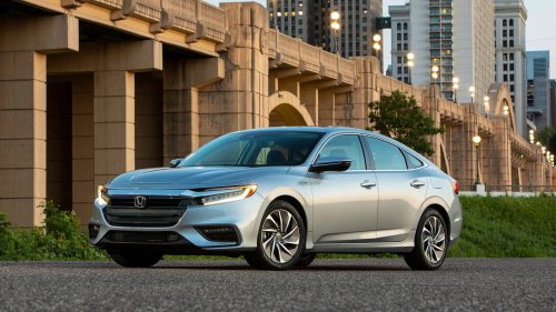 Honda, Honda Insight, Man Finds 'Pretty Nice' 2019 Honda Insight at Junk Yard. Then He Sees the Codes