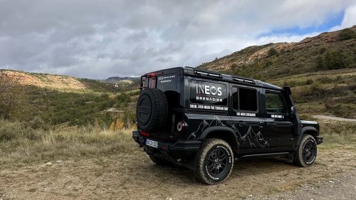 El INEOS Grenadier se convierte en un todoterreno para emergencias