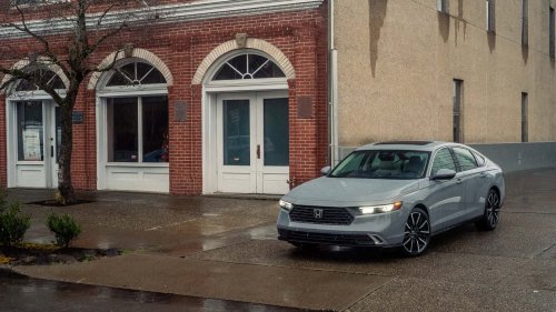 Honda, 'They Owe You a New Vehicle:' Woman Drops Honda Off for an Inspection. Then the Workers Total It. Now What?