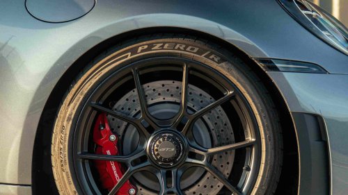 Pirelli développe deux pneus spécifiques pour la nouvelle Porsche 911 GT3
