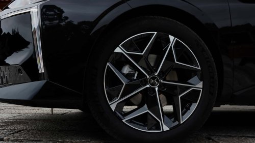 DS Nº4 2026, prueba: el compacto premium más osado llega rebajado
