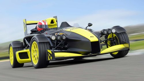 ¡Impresionante este biplaza descapotable de 532 CV!