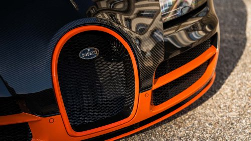 Comment restaure-t-on une Bugatti Veyron ?
