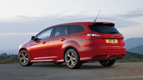 'What App Is That?:' Gen Z Mechanic Needs to Diagnose Engine Trouble By Sound. So He Pulls Out His Phone