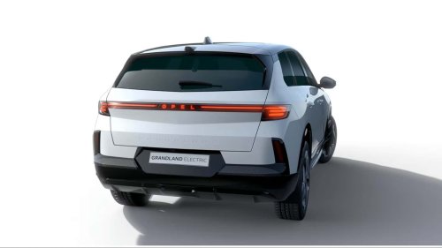 Nuevo Opel Grandland 2025/2026: ¿misterio GSE? ¡Precio 4x4, -65 l, etiqueta 0!