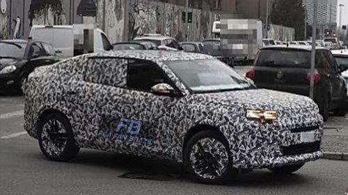 Nuevas fotos del Fiat Fastback, el próximo SUV coupé basado en el Grande Panda.