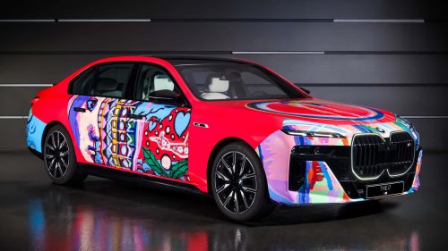 BMW i7 als mobile Leinwand auf der Frieze Seoul 2025