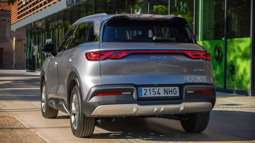 Le BYD Atto 2 reçoit une batterie plus grande pour une autonomie allant jusqu'à 430 km