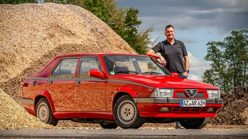 Alfa Romeo 75 (1987) im Fahrbericht: Harte Kante zum Geburtstag