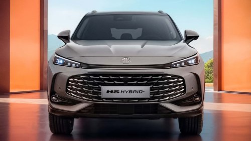 Toyota, MG, ¿Caro el Toyota RAV4? El MG HS Hybrid+ cuesta 10.600 euros menos