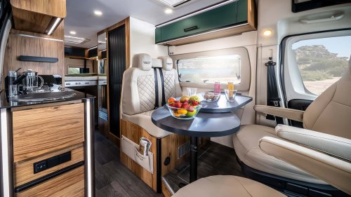 Karmann Dexter 635: camper con espacio de almacenamiento variable
