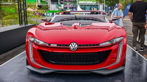 Der irrste Golf GTI aller Zeiten ist jetzt rot