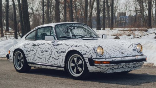 Cette Porsche 911 Restomod à 300 000 $ devient électrique
