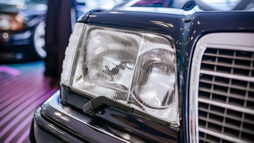 Mercedes E 500 Limited: Letztes Exemplar parkt im Werksmuseum