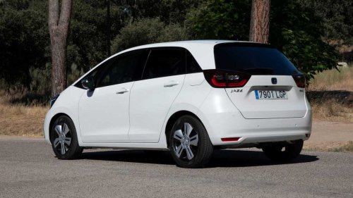 ¿Caro el Yaris Cross? Este Honda híbrido lo tienes a tiro