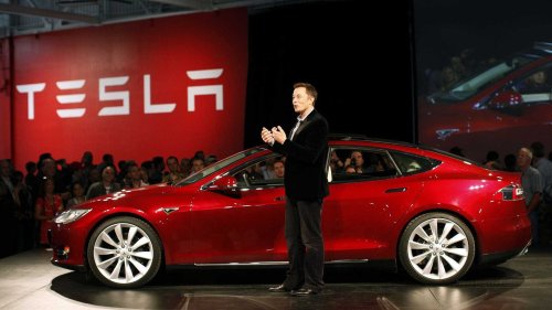 Tesla, Pourquoi Elon Musk veut fusionner Tesla avec SpaceX et xAI