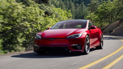 Tesla, Tesla va abandonner la fabrication des Model S et X pour se consacrer aux robots