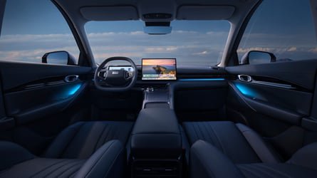 Nuevo centro tecnológico de Geely en Europa para coches y software