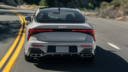 Kia, 'So Apparently Recalls Are Optional Now:' Woman Buys New Kia. 4 Days Later, It Begins Giving Out When She Hits 60 Mph