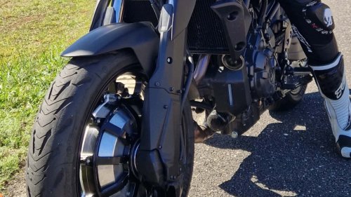Esta salvaje Yamaha híbrida tiene tracción total