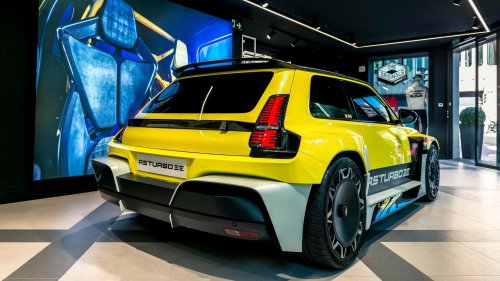 555 CV, 160.000 € y 270 km/h de velocidad punta: aún puedes comprar el nuevo Renault 5 Turbo 3E