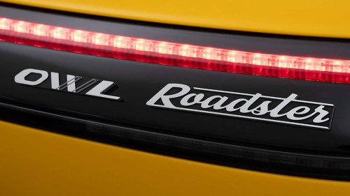 Roadster 2.000 HP Melaju 0-100 km/jam dalam 1,78 detik
