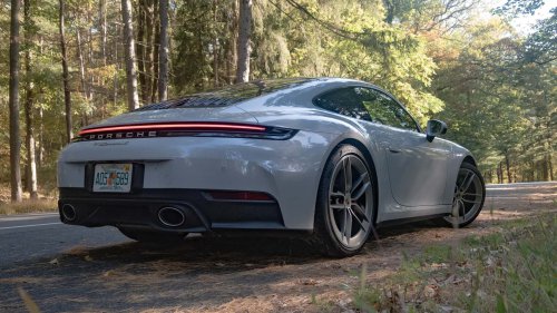 Don't Overlook the Porsche 911 Carrera S: Review